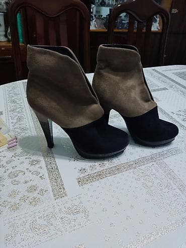 ayaggabı: Qadın ayaqqabıları dəsti 1) Qəhvəyi açıq burunlu sandalet - Material — 9