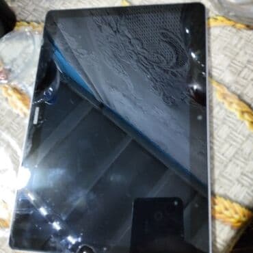 redmi pad 2: Huawei planşet - Marka/model: Huawei (metal korpus, arxa hissədə — 3