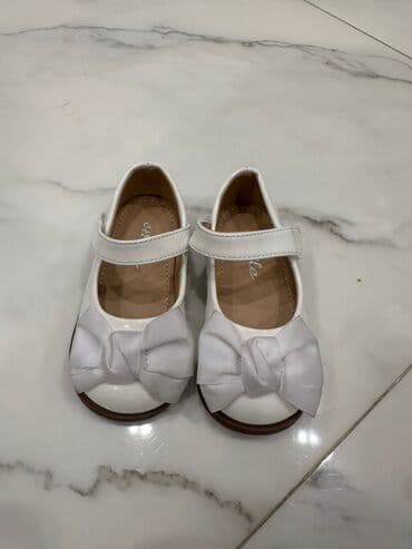 детские классические туфли: Uşaq qız üçün ağ balerina ayaqqabıları - Rəng: ağ (laklı parlaq səth) — 1
