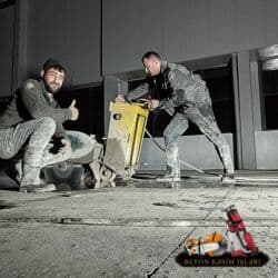 Santexnik işləri: #Betonkesme #betondeşmə Beton kubik kərpic - dən kəsim deşim — 3