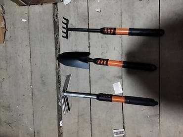 lala.fo posuda: Lapatka dırmıq her biri qiymeti 6 man — 1