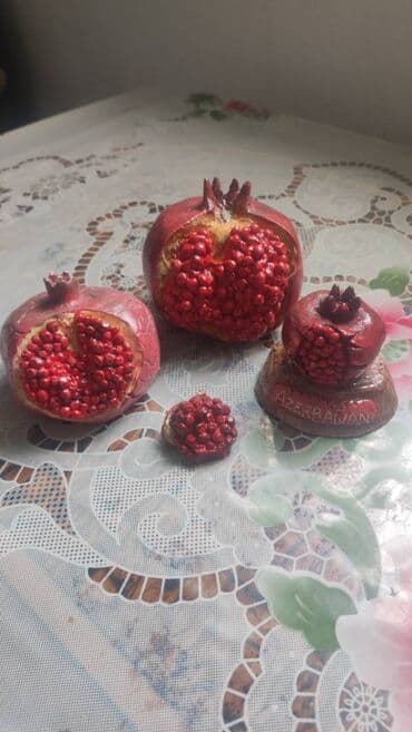 novruz bayrami xoncasi: Fiqur, rəng - Qırmızı — 1