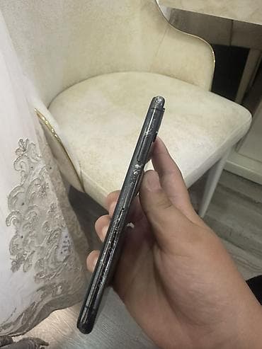 iphon 1: IPhone X, 64 GB, Space Gray, Simsiz şarj — 3