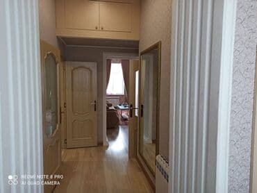 sibrizdə evlərin qiyməti: Bakı, 3 otaqlı, Köhnə tikili, m. Sahil, 80 kv. m — 12