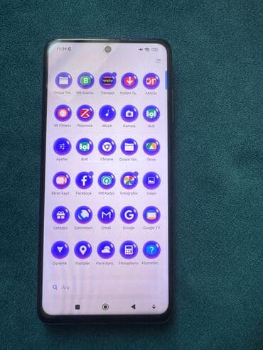 ikinci el poco x3: Az islenib ela veziyyetdedir qiymet 300 man yeni telefon alindigi ucun — 7