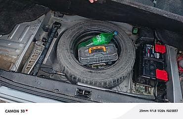 mercedes axor: Mercedes-Benz sedan (W202 C‑Class) - Kuzov: sedan, gümüş rəng - — 3