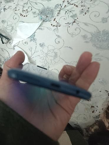 samsung j2 batarya orjinal: Ekranında çat var işləməyə mane yaratmır başqa problemi yoxdur — 4