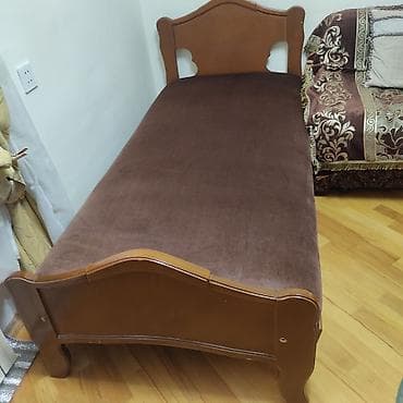 islemis taxta: Təknəfərlik çarpayı, Bazalı, Matras ilə, Siyirməsiz — 1