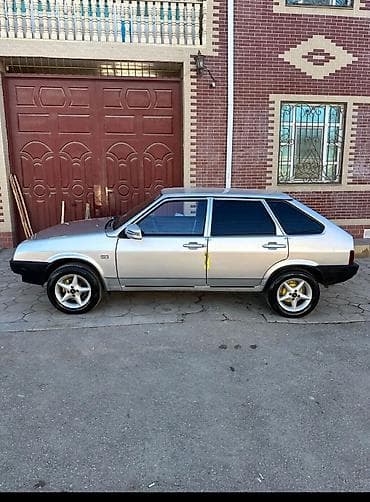 tom ford lost cherry: Model: Lada Samara (VAZ-2109) hatchback Xüsusiyyətlər: - Küllüq — 6