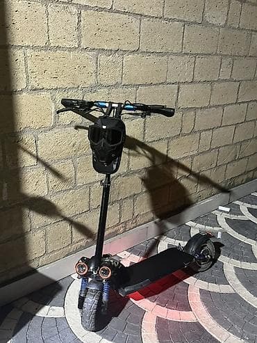 Elektrik skuter – güclü ikili amortizatorlu, iri protektorlu off-road
