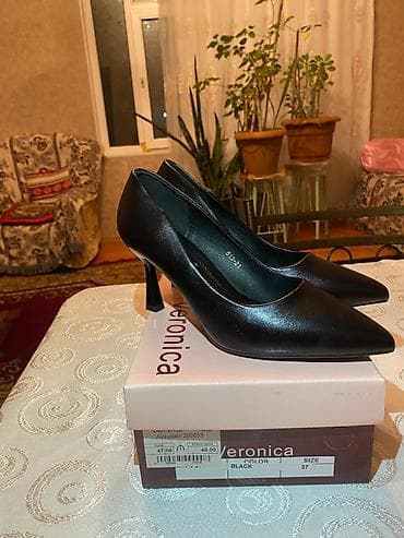 ayqqabi: Ölçü: 37, rəng - Qara, İşlənmiş — 2