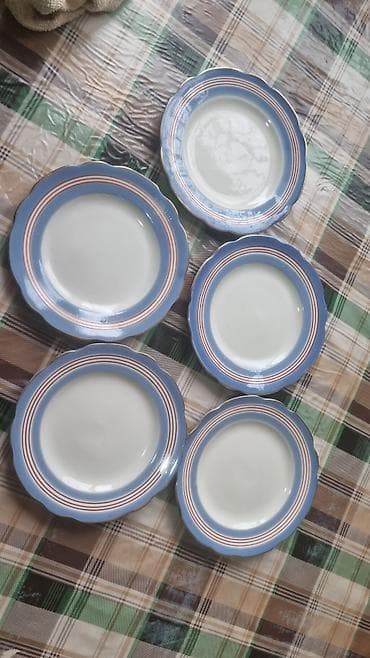 islenmis kubik: Тарелка винтажные советские — 1