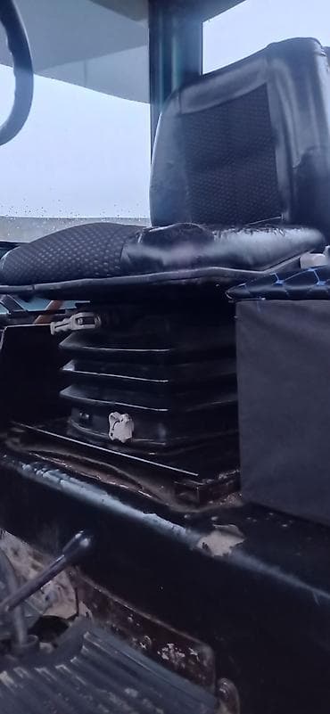 16 diski teker: Kənd təsərrüfatı üçün universal təkərli traktor - Rəng: mavi, geniş — 5