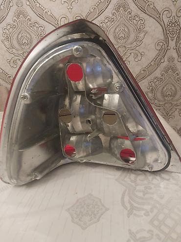 w124 arka stop: Mercedes-Benz — 3