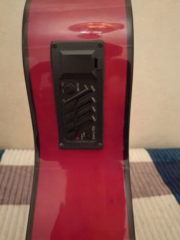 Gitaralar: Klassik gitara üzərində cüzi boya söküyü var problem yartamır heç cür — 4