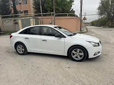 cruze qapi: Chevrolet Cruze: 1.4 l | 2014 il 282000 km Sedan — 3