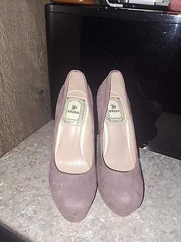 sirqa modelleri: BRUNA brendinə məxsus qadın hündürdaban ayaqqabıları bənövşəyi süet — 1