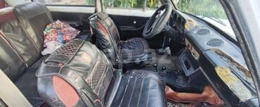 ваза напольная стеклянная высокая без узора: ВАЗ (ЛАДА) 4x4 Нива: 0.6 л | 1984 г. 22244 км Седан — 1