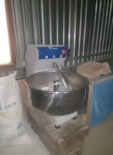 kreditle inkubator satisi: Sənaye tipli xəmir yoğurma maşını – Fabbro - Brend: Fabbro - Tip — 1