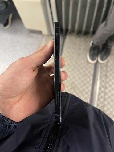 ayfon 12 dubay: IPhone 12, Черный, Face ID — 2