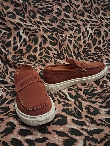 loafer: Kişi loaferləri – tünd qırmızı-qəhvəyi rəngdə, ağ qalın rezin — 1