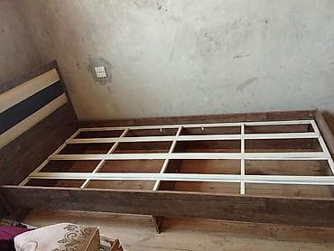 İşlənmiş, Təknəfərlik çarpayı, Bazasız, Matras ilə, Siyirməsiz