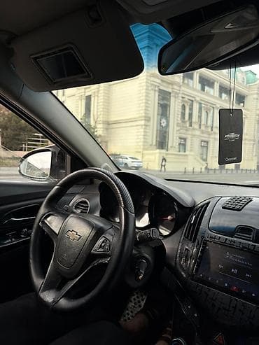 hyundai accent 2006: Chevrolet Cruze: 1.4 l | 2012 il Sedan — 5