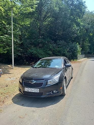 lada priora 2018: Chevrolet Cruze: 1.4 l | 2012 il 325365 km Sedan — 7