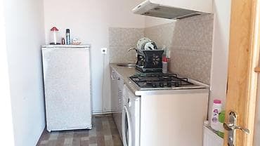 ev axtaranlar: Salam. Xahiş edirəm bəylər, maklerlər, ana-bala, işləyən xanımlar və — 4