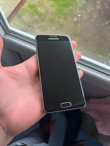 телефон fly iq4416 era life 5: Samsung Galaxy A3 2016, 16 ГБ, цвет - Черный, Две SIM карты — 2