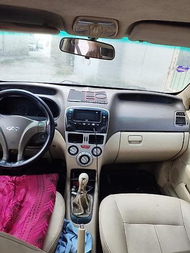 Nəqliyyat: Chery : 1.5 l | 2012 il 350000 km Sedan — 4