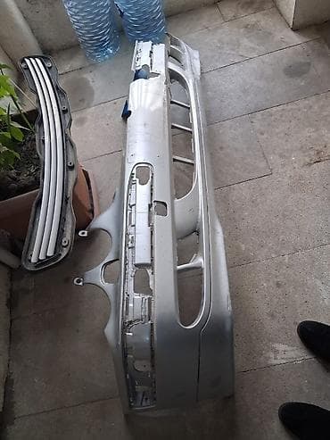 Radiatorlar: Məhsul: Avtomobil üçün ön bamper Təsvir: - Rəng: Gümüşü (metallic) - — 2