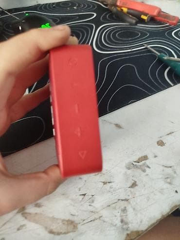 mikrofon: JBL Kolonka, Növ - Portativ, rəng - Qırmızı — 5