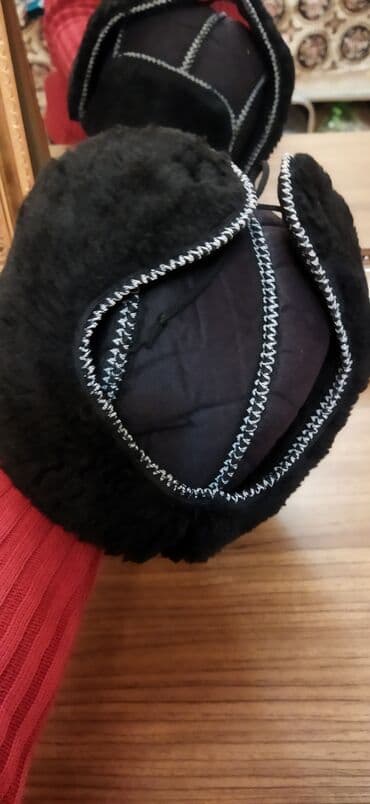 kişilər ucun papaq və şarf dəstləri: Qışpapaqları, kişi üçün,Rusiyadan alınıb,qara 25manat,qəhvəyi — 8