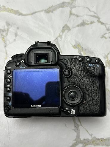 Canon EOS 5D Mark II (body) - Tam kadr (Full Frame) DSLR fotoaparat — 3