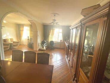 qaradag sahil ev satilir: Bakı, Qaraçuxur qəs., 3 otaqlı, Köhnə tikili, 96 kv. m — 2