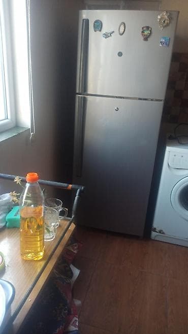 İkiqat qapılı soyuducu (yuxarıda dondurucu, aşağıda əsas kamera) - — 1