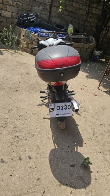 мотороллер муравей купить в бишкеке: Ağ və mavi rənglərdə olan bu skuter şəhər gəzintiləri üçün ideal bir — 3