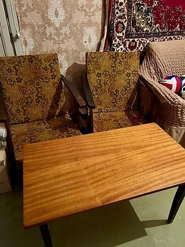 membran mebel nədir: Qonaq otağı üçün, İşlənmiş, Açılmayan, Dördbucaq masa, 2 stul — 7