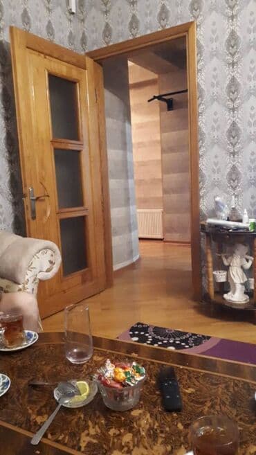 şamaxinka 300 manata kiraye evler: Həzi Aslanov metrosunun 9mertebeli binanın 3-cü mərtəbəsində yerləşən — 5