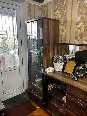pufik divan: Geniş qarderob və rahat divan dəsti - Qarderob: sürgülü qapılı, iri — 8