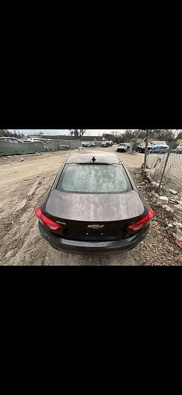 maşın almaq: Chevrolet Cruze: 1.4 l | 2017 il 130000 km Sedan — 1
