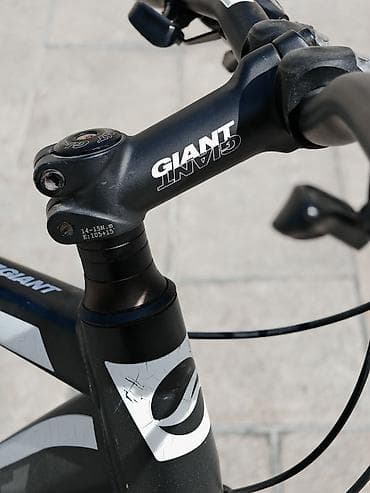 hibrid velosiped: Şəhər velosipedi Giant, 28" — 4