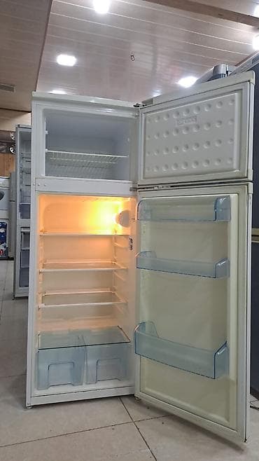 2 qapılı Beko Soyuducu Satılır, rəng - Ağ