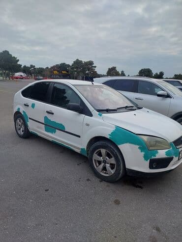 07 satisi: Ford Focus: 1.6 l | 2006 il 430000 km Hetçbek — 2