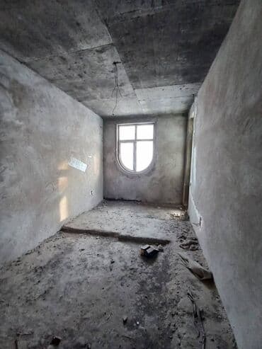 yeni guneslide 5 otaqli evlerin qiymeti: 4 otaqlı, Yeni tikili, m. Xalqlar Dostluğu, 205 kv. m — 7