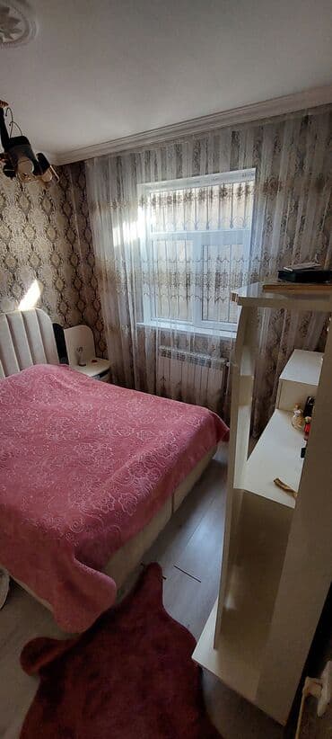 Ev üçün dekor: İkinəfərlik çarpayı, Dolab — 2