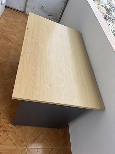 ikinci əl termolar: İşlənmiş, İşçi üçün, Dördbucaq masa — 2