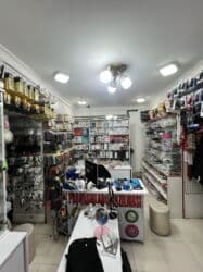 Biznes üçün program təminatı: Azadliq metrosunun cixişi telefon aksesuarina aid her bir şey var — 6