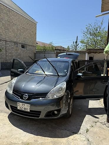 led isiq: Nissan Note: 1.5 l | 2011 il Hetçbek — 1
